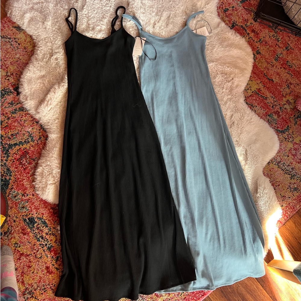 *NWT* 2 Maxi mid weight ribbed dresses bundle
